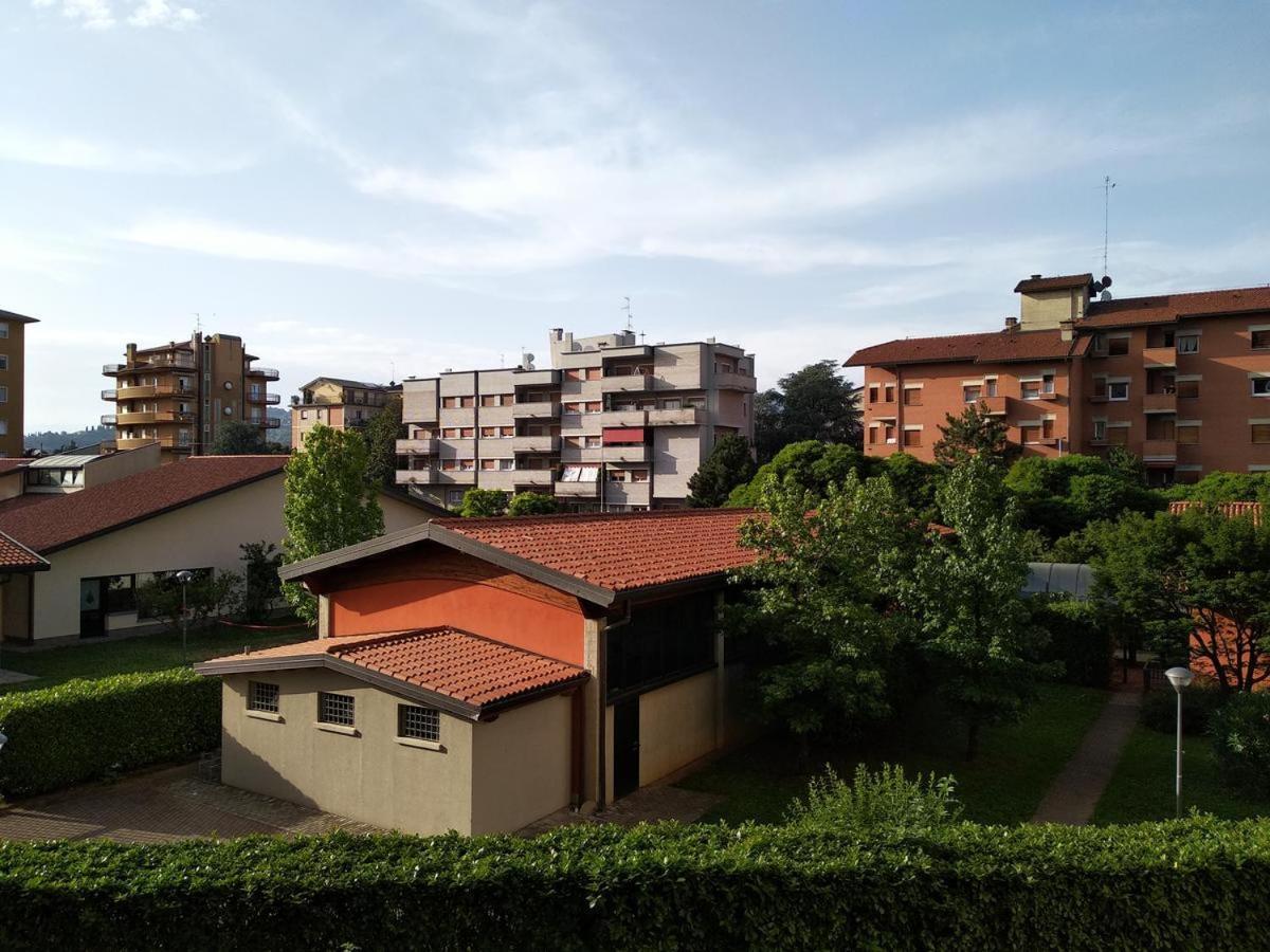 Ferienwohnung Le Torri Bergamo Exterior foto